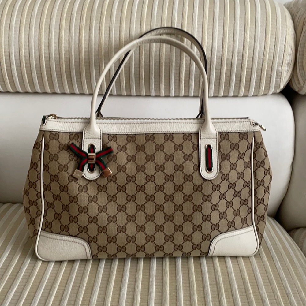 Vintage Gucci Bag (Like-New)
